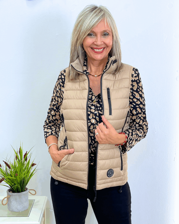 199 Chaleco Panamá ⚫