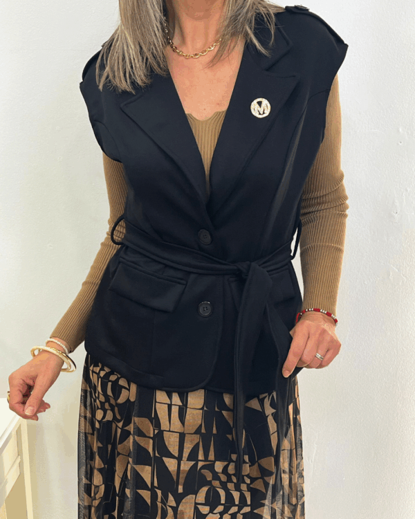 186 Chaleco Mara ⚫