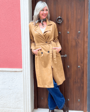 Fotos web 2 - 67 Gabardina Balmain ⚫