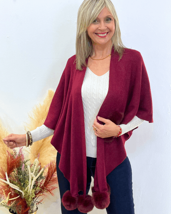 406 Estola-Poncho Vanity